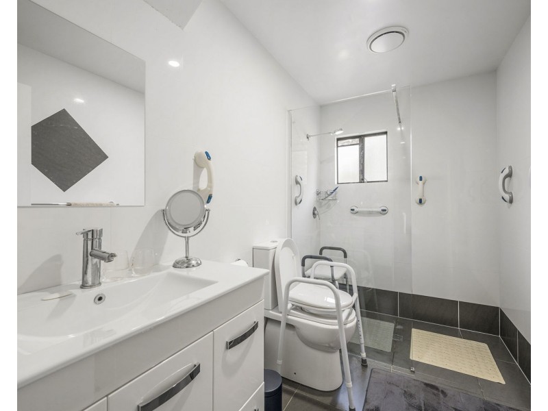 132 Apanie Road, Lake Innes NSW 2446