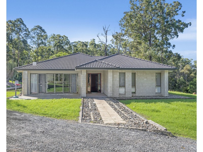 132 Apanie Road, Lake Innes NSW 2446