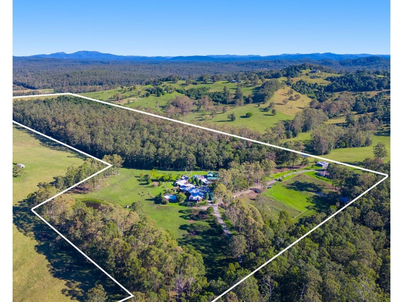 132 Apanie Road, Lake Innes NSW 2446