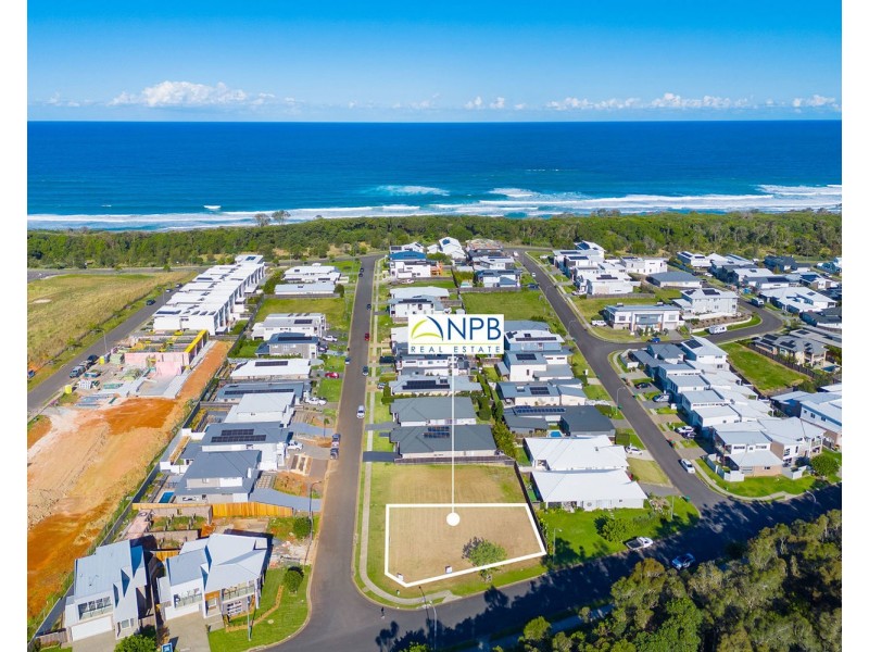 226/4 Marine Parade, Lake Cathie NSW 2445