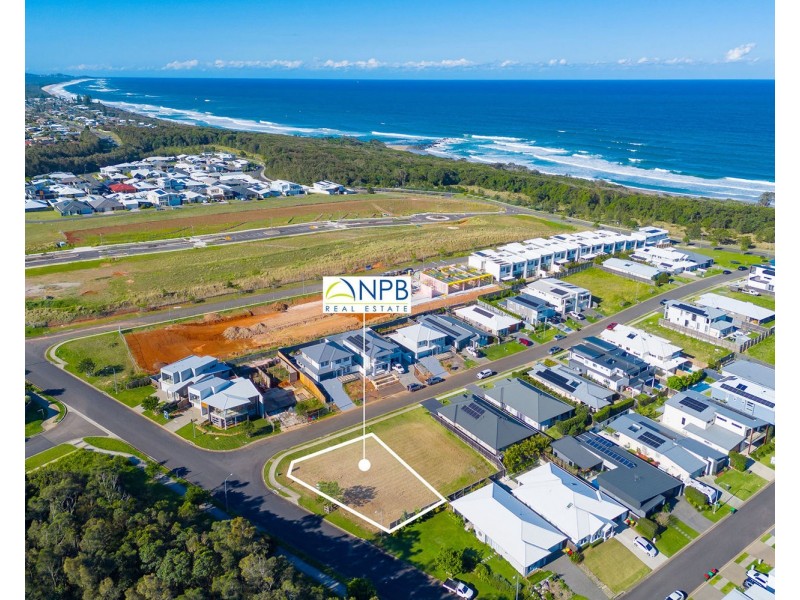 226/4 Marine Parade, Lake Cathie NSW 2445