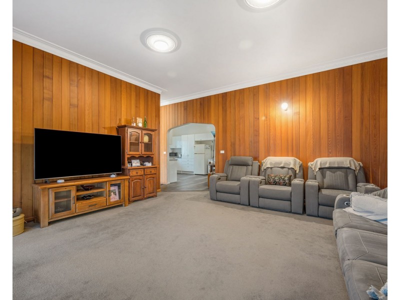 20 Sullivan Street, East Kempsey NSW 2440