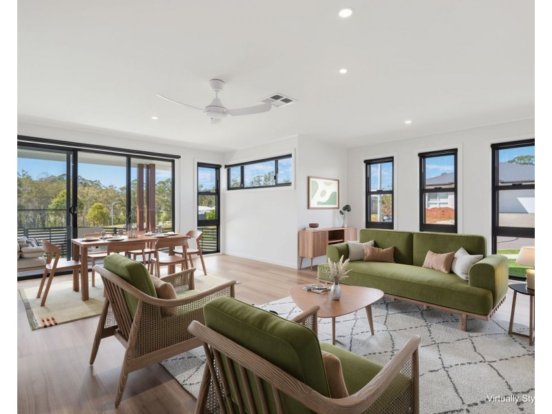 2 Pepperberry Parade, Thrumster NSW 2444