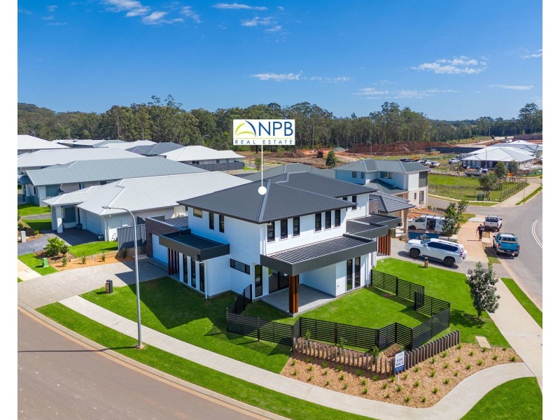 2 Pepperberry Parade, Thrumster NSW 2444
