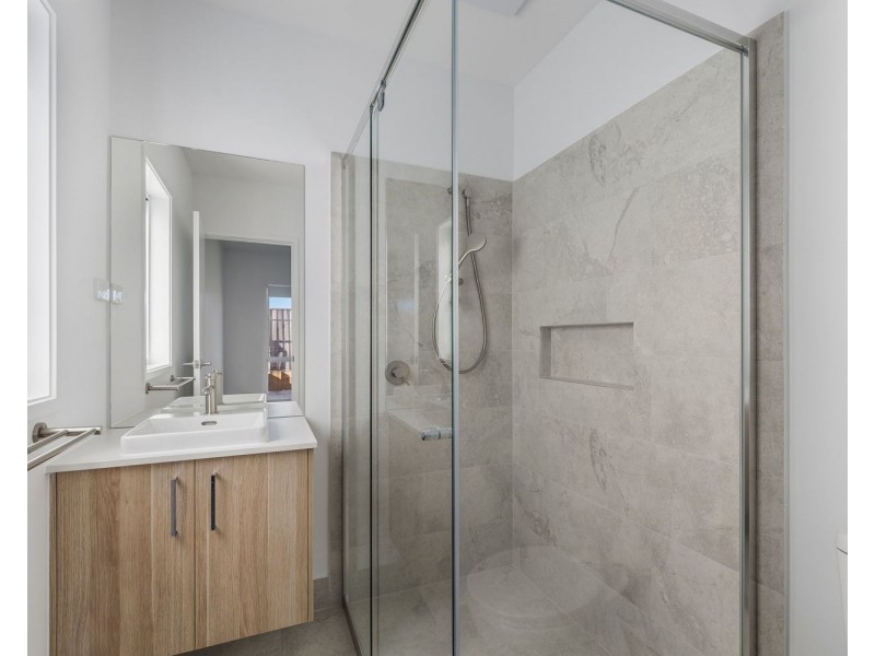 11a Imperial Place, Thrumster NSW 2444
