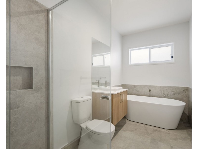 11b Imperial Place, Thrumster NSW 2444