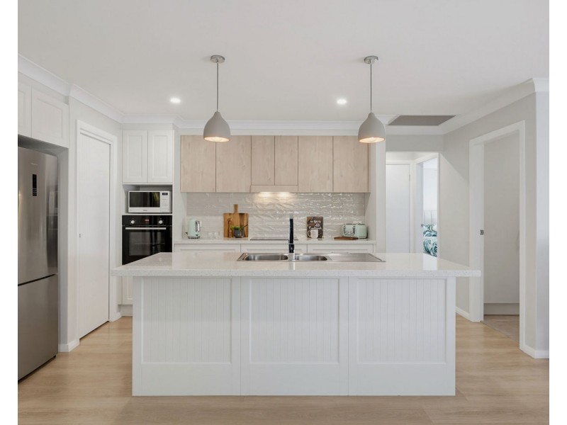 45 Commander Street, Thrumster NSW 2444