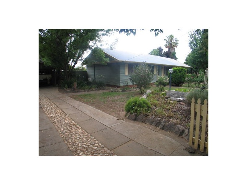 16 station st, Gulgong NSW 2852