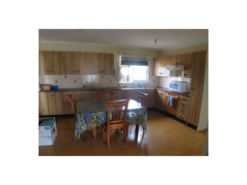 14 COBRA ST, Mendooran NSW 2842