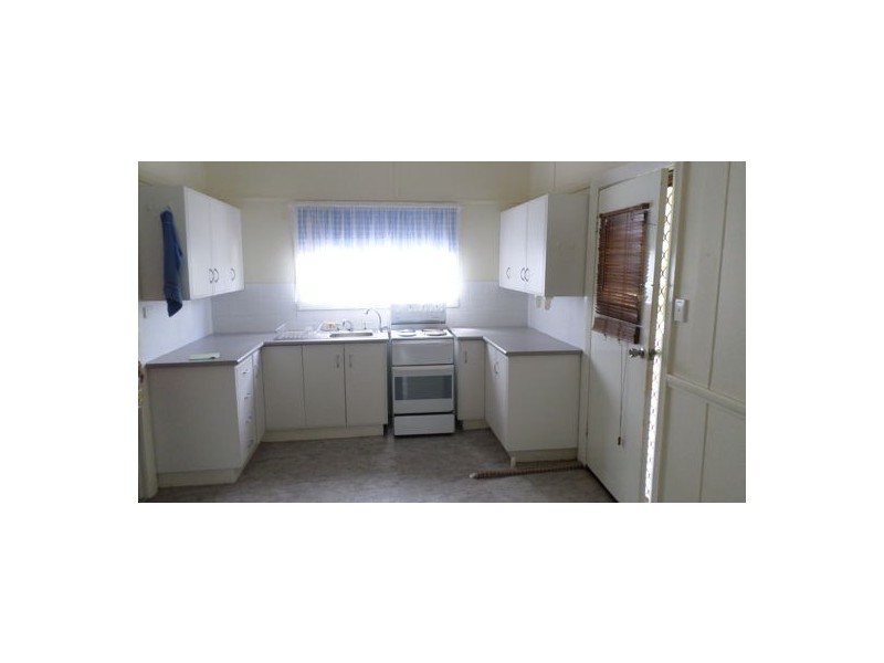18 NAPIER ST MENDOORAN, Mendooran NSW 2842