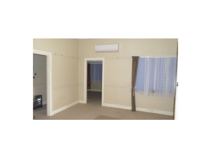 18 NAPIER ST MENDOORAN, Mendooran NSW 2842