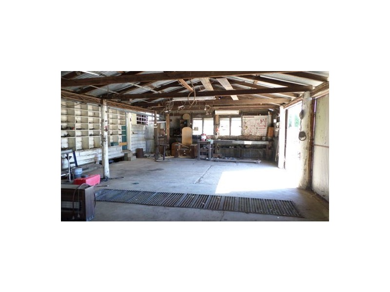 25-27 NAPIER ST, Mendooran NSW 2842