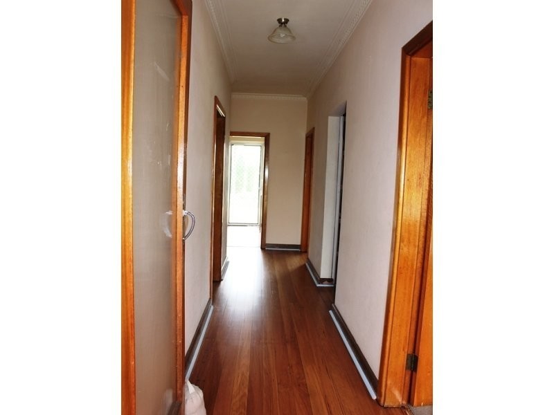 10 Arthur Avenue, Cooma NSW 2630