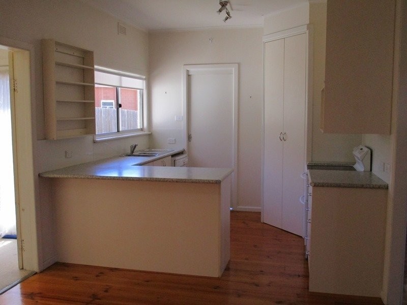 37 Culey Avenue, Cooma NSW 2630