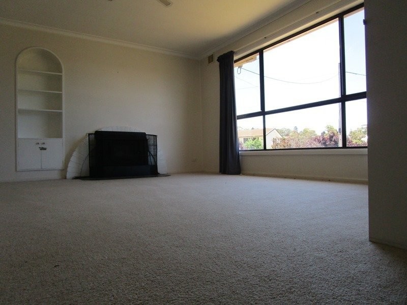37 Culey Avenue, Cooma NSW 2630