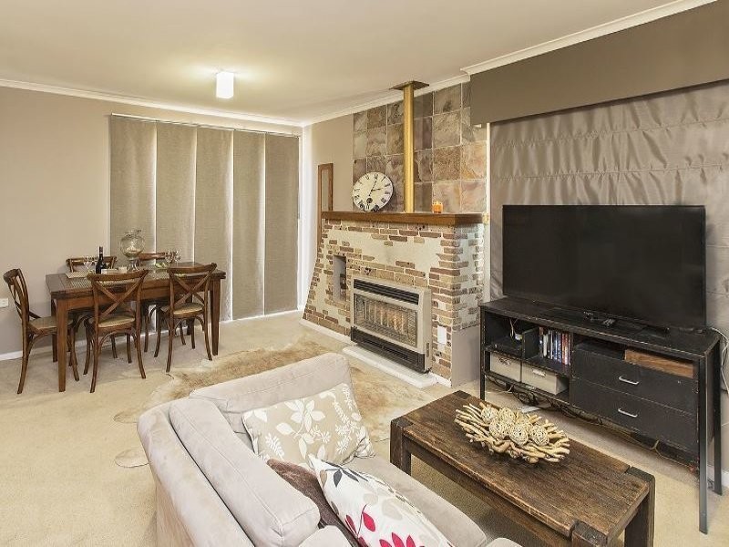 12 Walla Street, Cooma NSW 2630