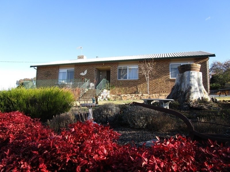 5 Maneroo Place, Cooma NSW 2630