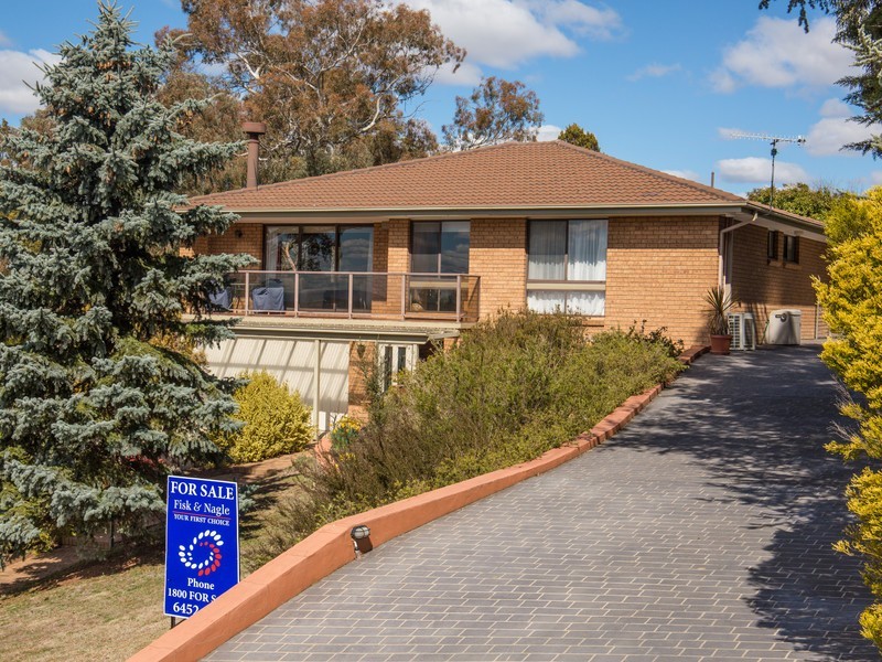 12 Kaufline Close, Cooma NSW 2630