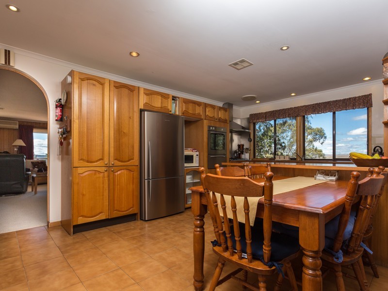 12 Kaufline Close, Cooma NSW 2630