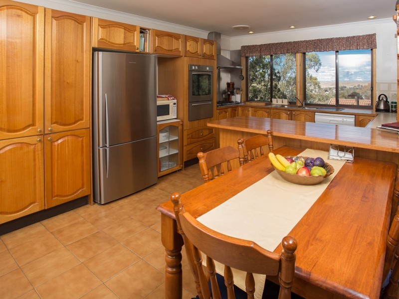 12 Kaufline Close, Cooma NSW 2630