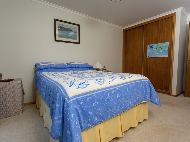 12 Kaufline Close, Cooma NSW 2630