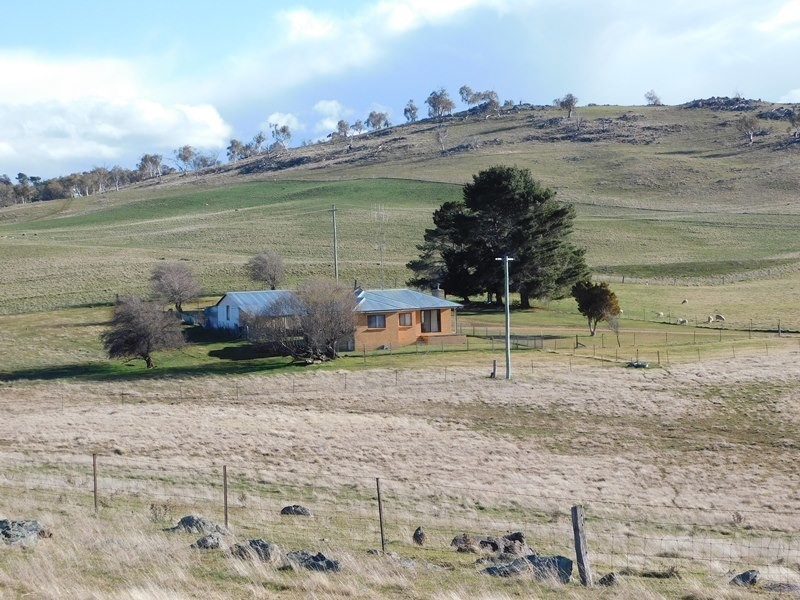 60 Scenic Drive, Adaminaby NSW 2629