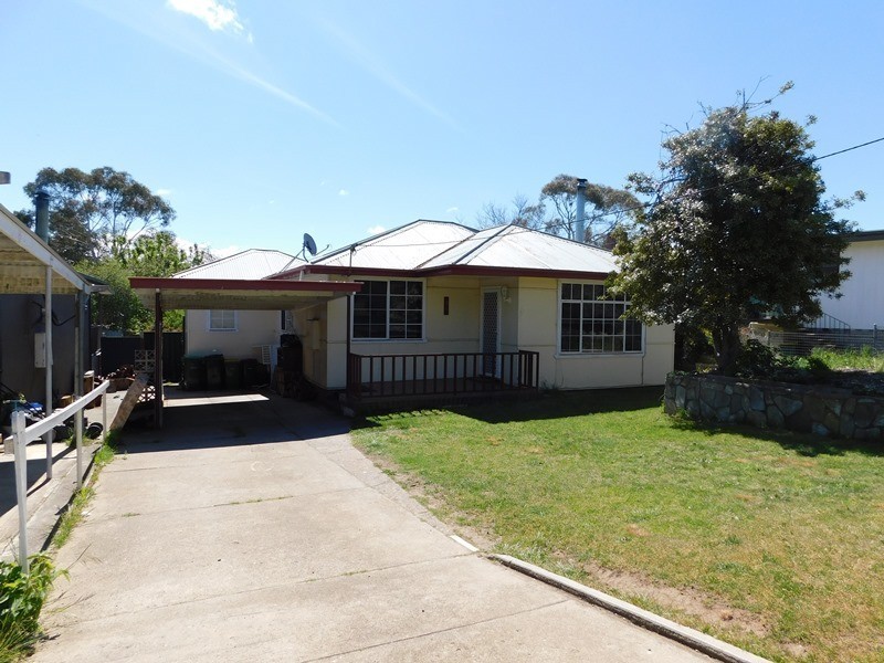 21 Chapman Street, Cooma NSW 2630
