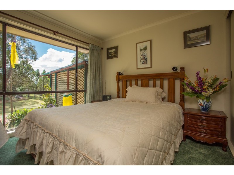 6 Moonyah Court, Cooma NSW 2630