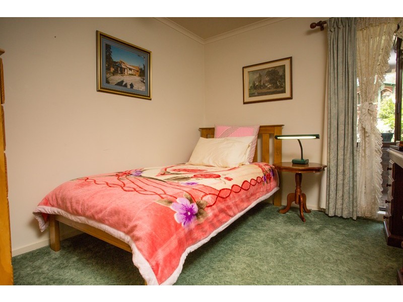 6 Moonyah Court, Cooma NSW 2630