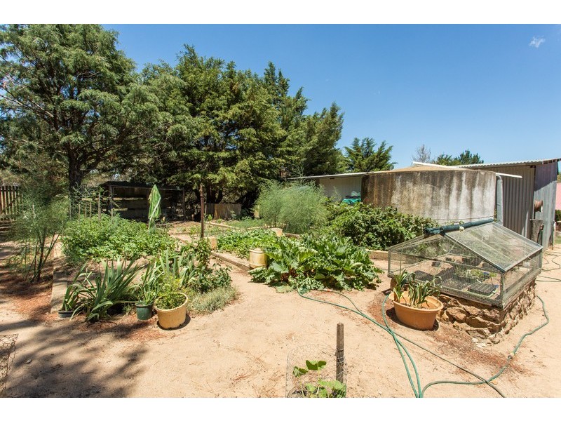 10 Warrens Corner Road, Cooma NSW 2630