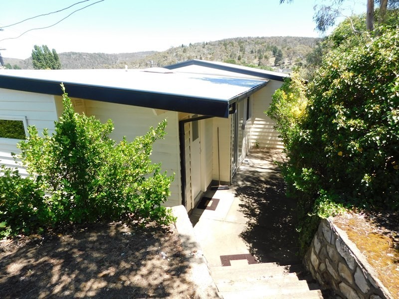 46 Hawkins Street, Cooma NSW 2630