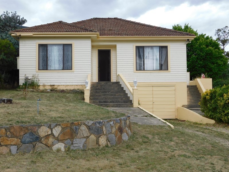 75 Bent Street, Cooma NSW 2630