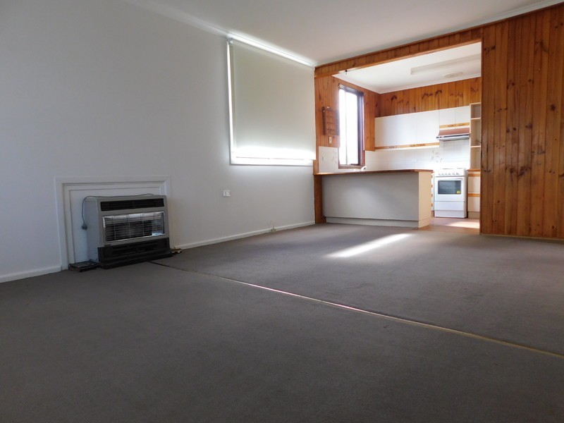 4 Baroona Avenue, Cooma NSW 2630