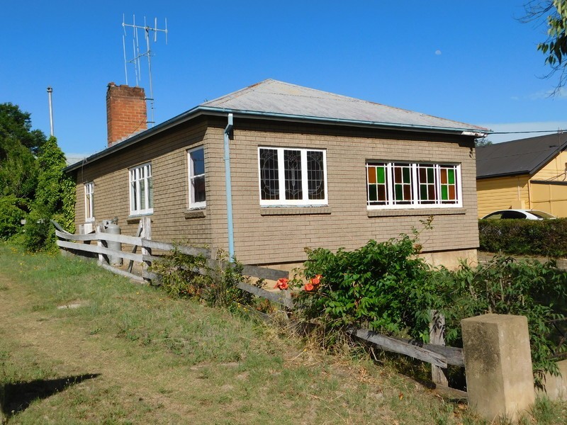 85 Bombala Street, Cooma NSW 2630