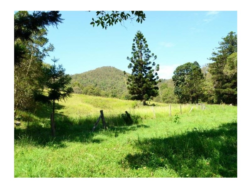 260 Hausmann Road, Mount Mee QLD 4521