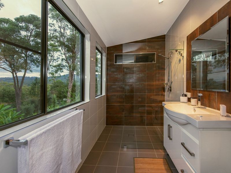 37 Berghofer Drive, Withcott QLD 4352