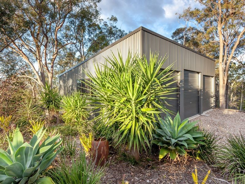 37 Berghofer Drive, Withcott QLD 4352