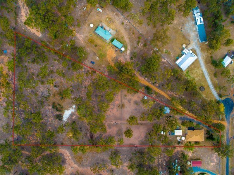 3 Lewis Court, Lockyer Waters QLD 4311