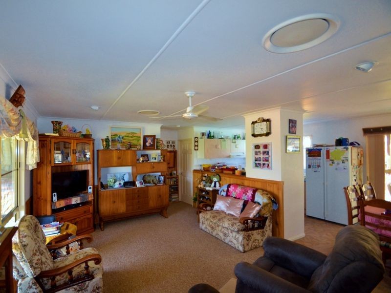 37 King Road, Maidenwell QLD 4615