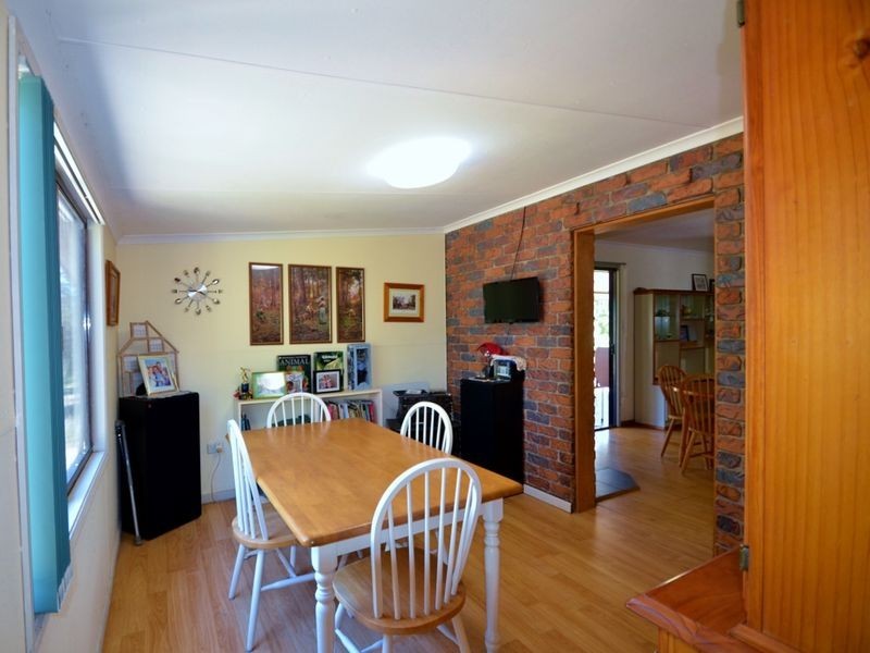 339 Perseverance Dam Road, Crows Nest QLD 4355