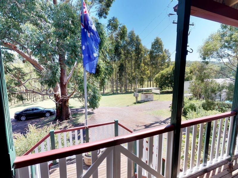 84 Palmtree Road, Ravensbourne QLD 4352