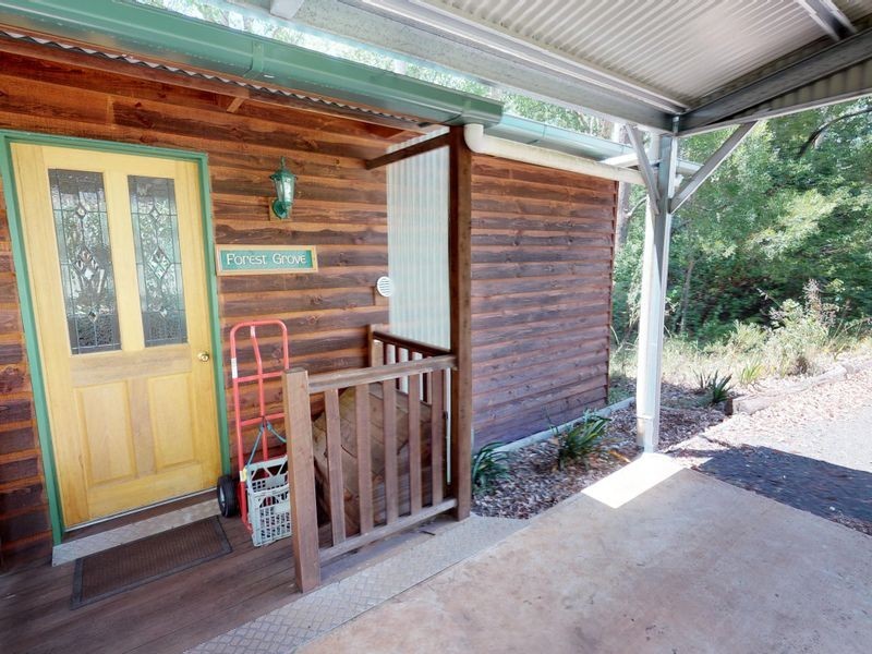 84 Palmtree Road, Ravensbourne QLD 4352
