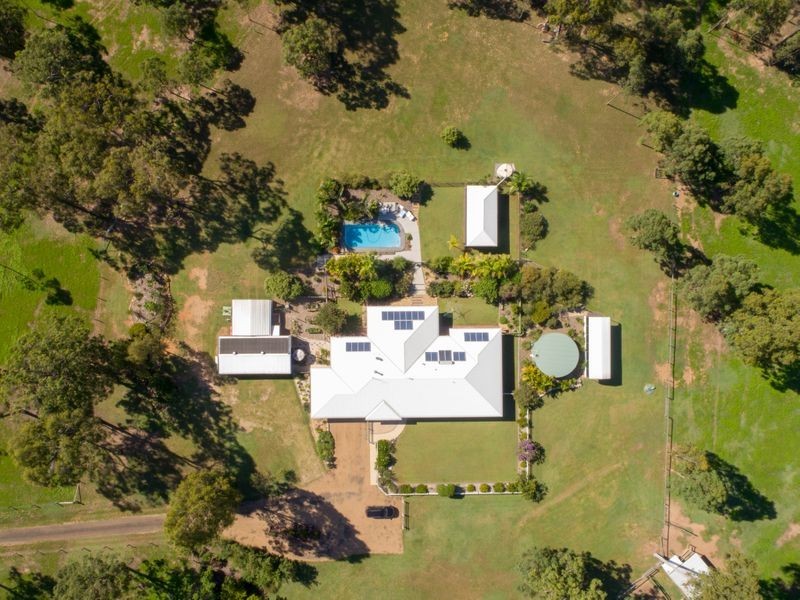 48 Essex Court, Mount Hallen QLD 4312