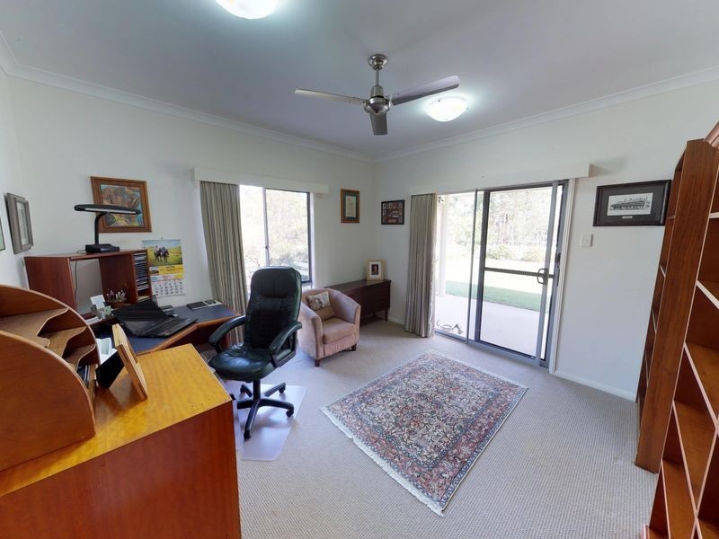 48 Essex Court, Mount Hallen QLD 4312