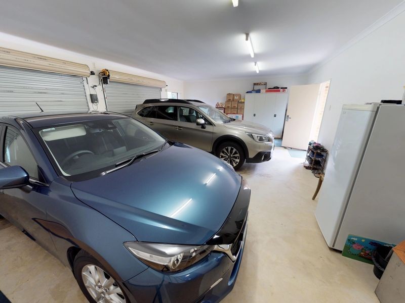 48 Essex Court, Mount Hallen QLD 4312