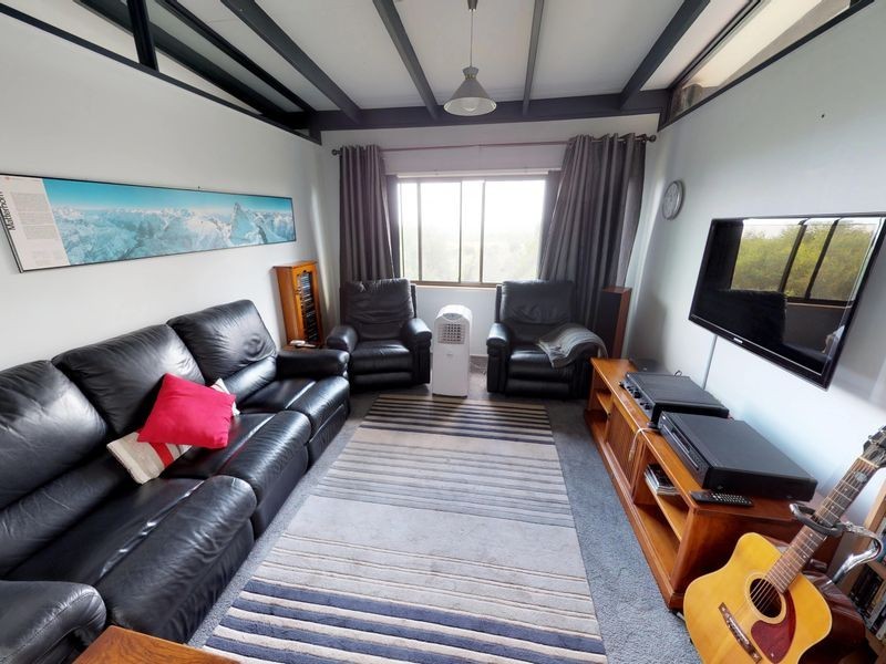 160 Greenhills Drive, Blackbutt QLD 4306