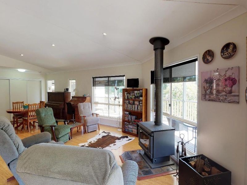 368 Rasmussen Road, Mount Archer QLD 4514