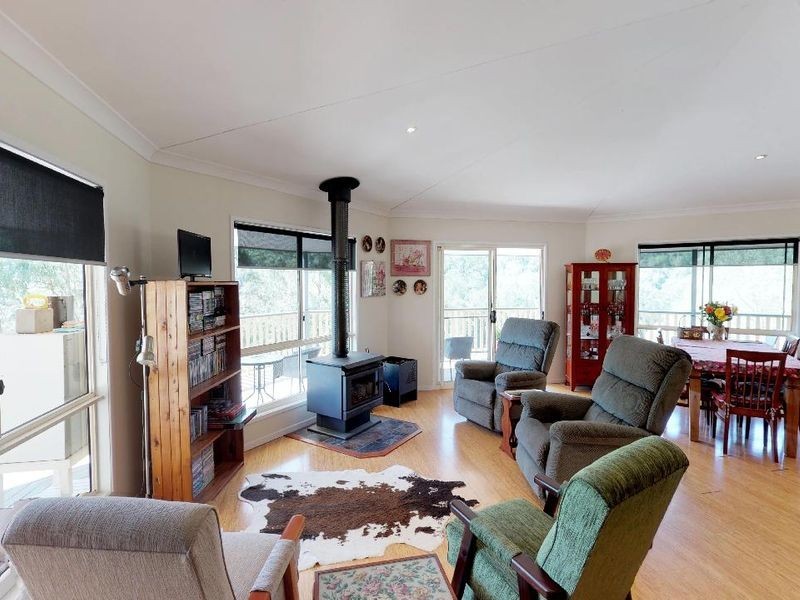 368 Rasmussen Road, Mount Archer QLD 4514