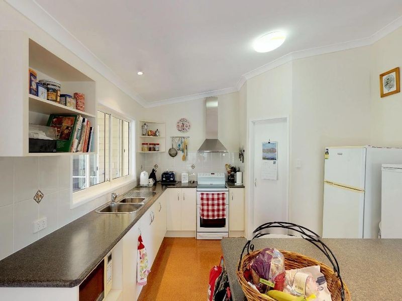 368 Rasmussen Road, Mount Archer QLD 4514