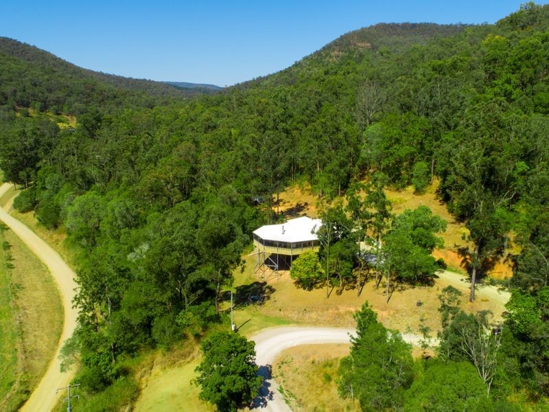 368 Rasmussen Road, Mount Archer QLD 4514